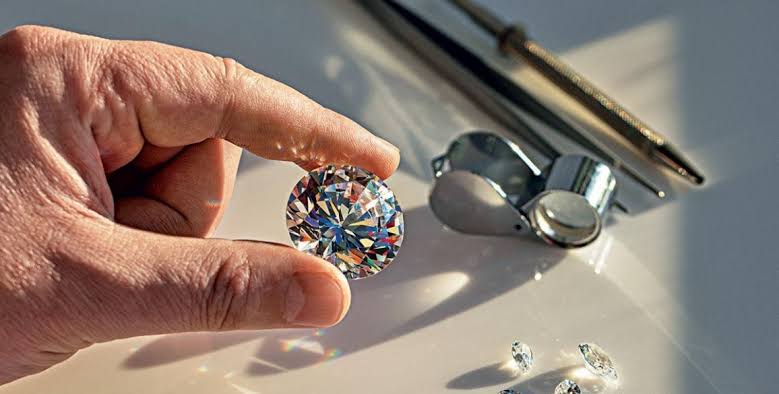 Is a Diamond Trading Business Legal in India